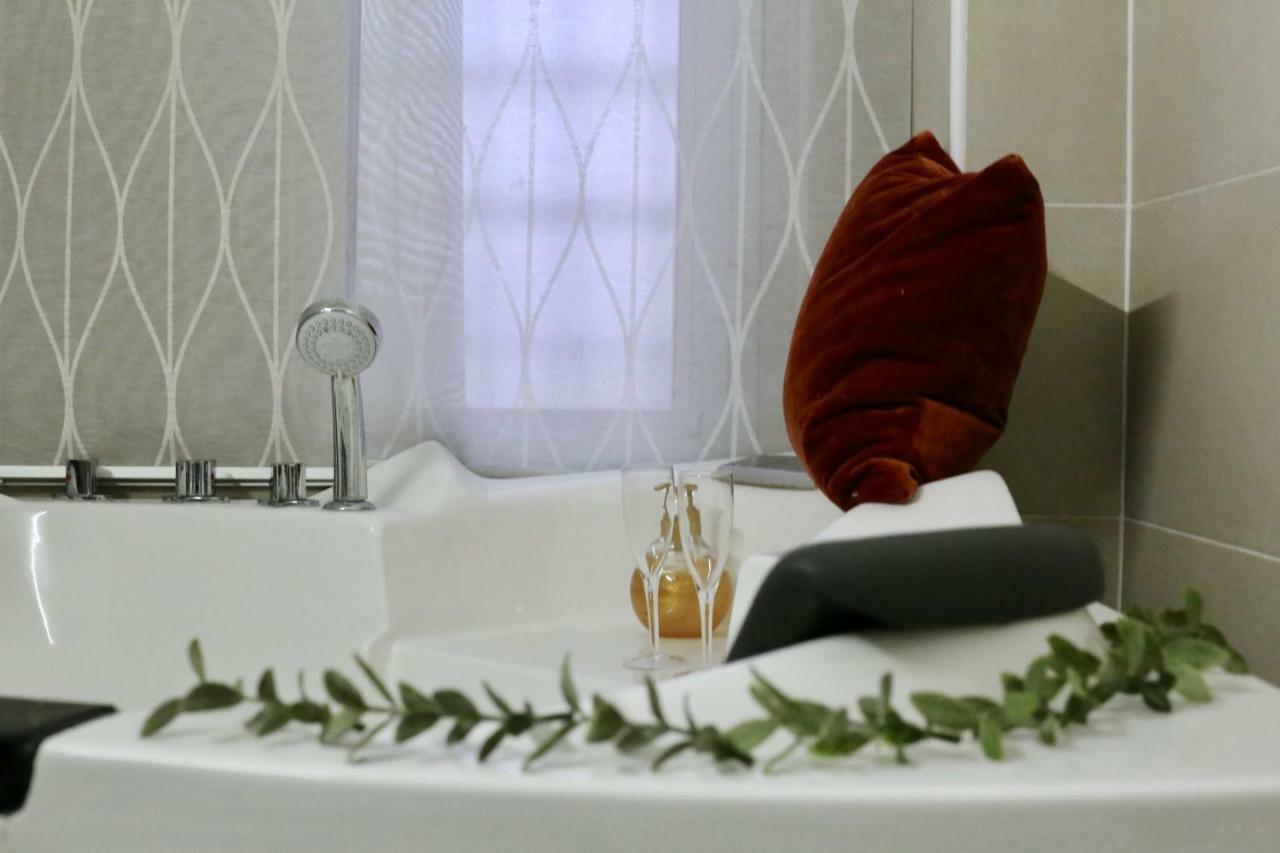 Lux Apartment Appartamento *
